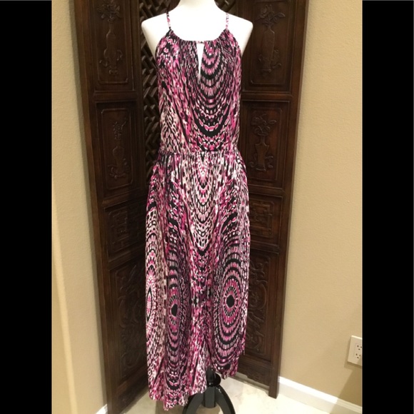 ❤️ RED SAKS FIFTH AVENUE DRESS NWOT SIZE  S-P - Picture 1 of 8
